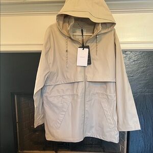 NWT Varley Alyssa Rain Jacket Size L